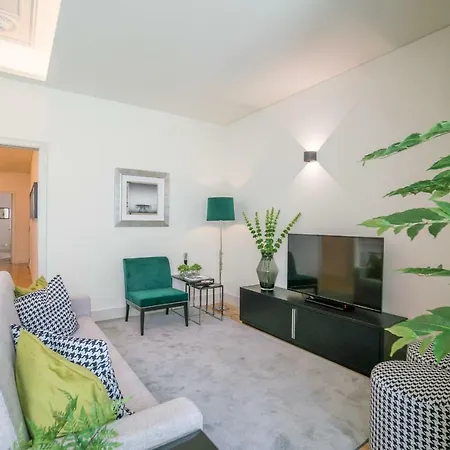 Courtyard & Elegance Lägenhet *