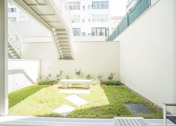 Apartment Courtyard & Elegance Lisbon