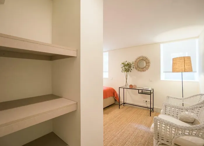 Apartment Courtyard & Elegance *